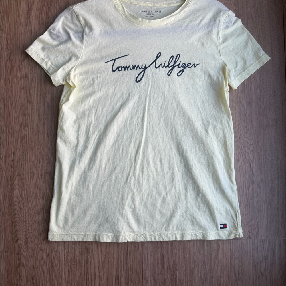 Women Size XS Tommy Hilfiger Yellow Tee with Logo Good Condition